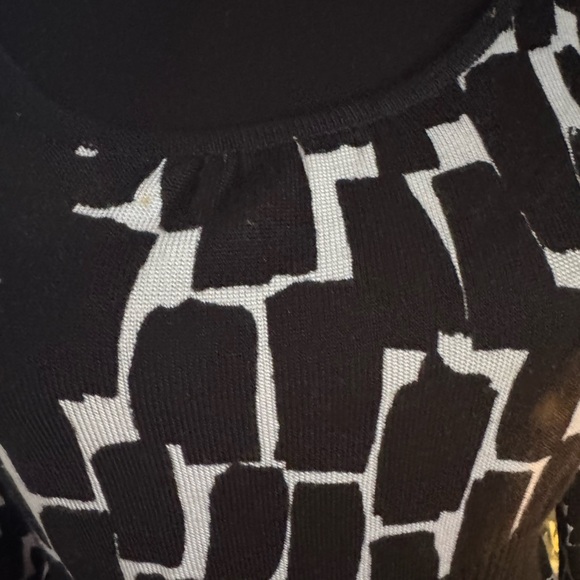 White House Black Market Knot Dress - Picture 4 of 7